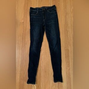 American Eagle Skinny Jeans - size 6 Long